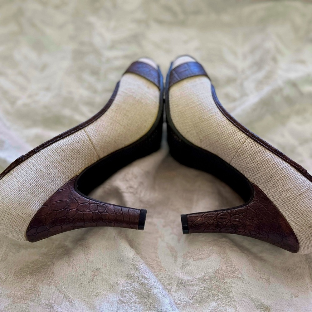 Mossimo Peep Toe Pumps size 6.5 - Picture 5 of 10